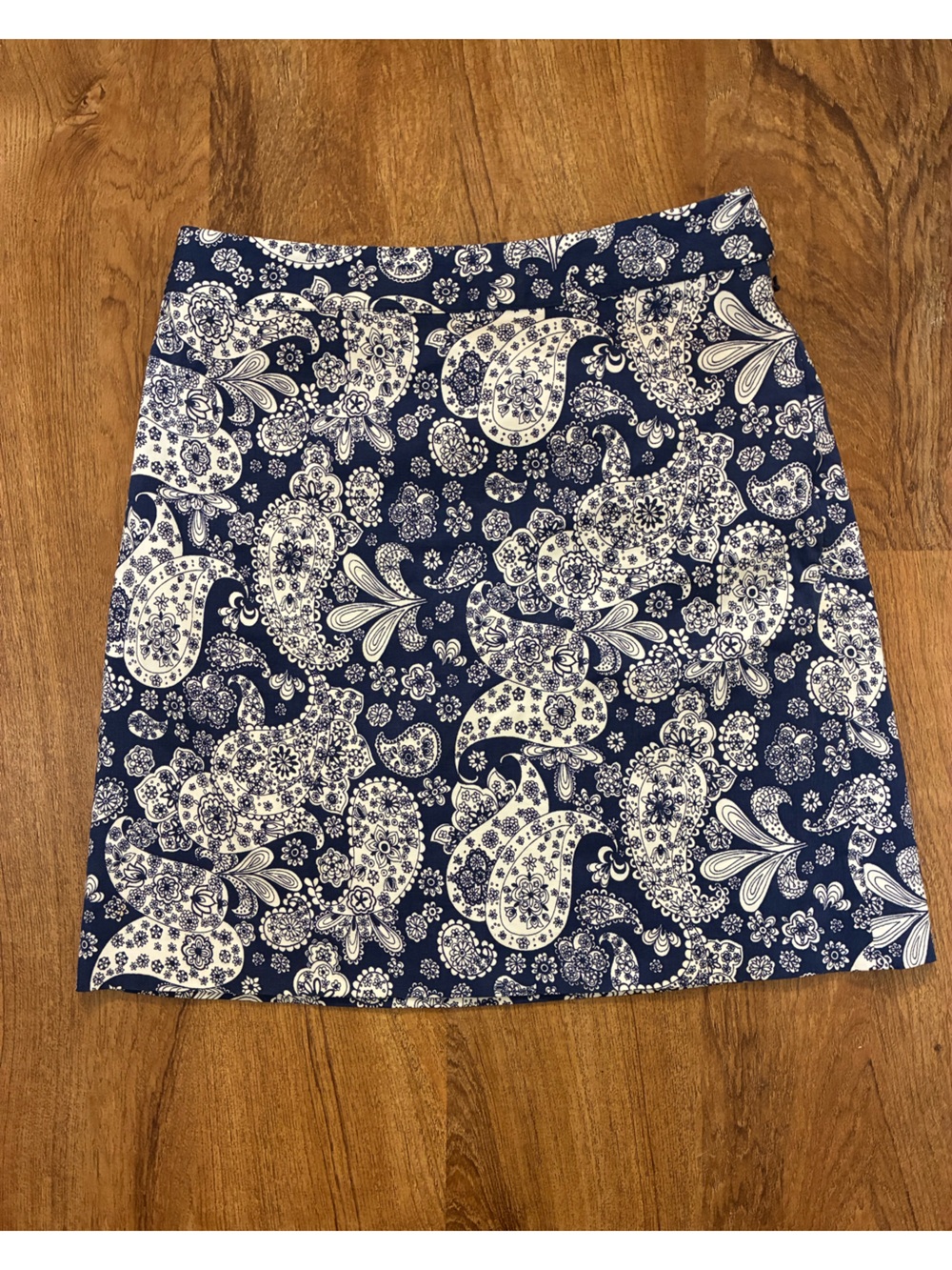 Brooks Brothers Red Fleece Navy Blue White Paisley Skirt Size 0 Stretch Cotton
